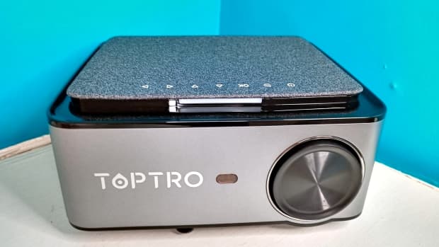 review-of-the-toptro-x1-bluetooth-wi-fi-projector