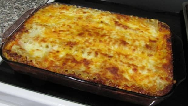 spaghetti-cake-aka-lasagna