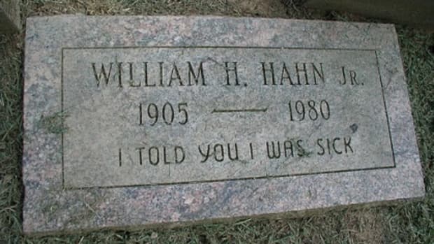 funny-and-bizarre-epitaphs