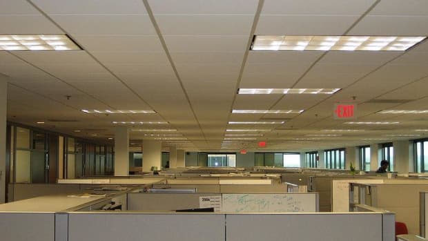 Typical office lighting arrangement.