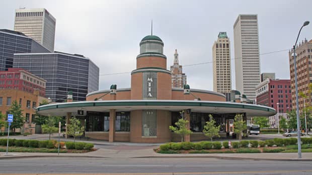 Downtown Tulsa City Bus Terminal - Streamline Moderne Art Deco Style architecture