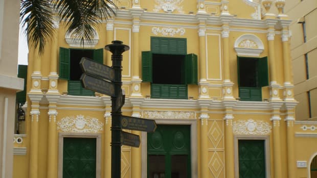 St. Dominic's and Senado Square in Macau - a reminder of the splendors of the Portuguese Empire. 
