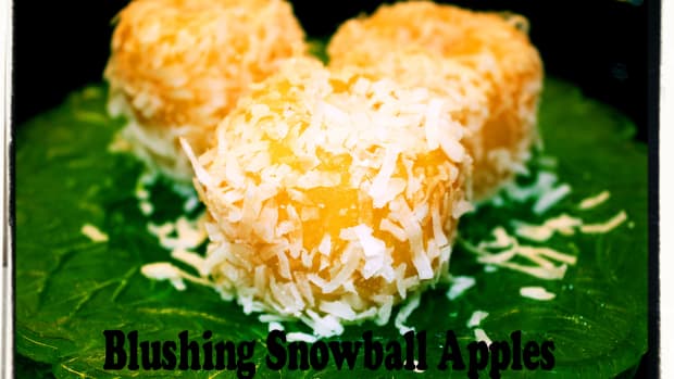 1950s-retro-dessert-blushing-snowball-apples