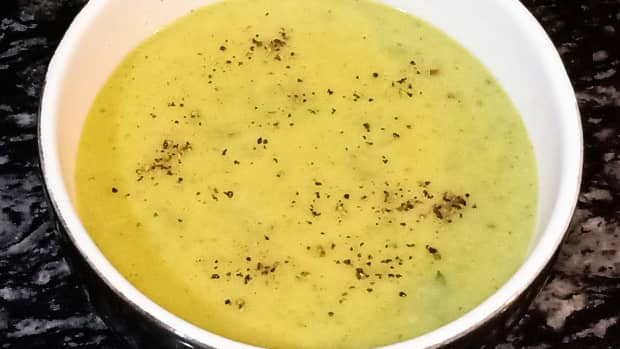 Indian-Style Lemon Coriander Soup Recipe - Delishably