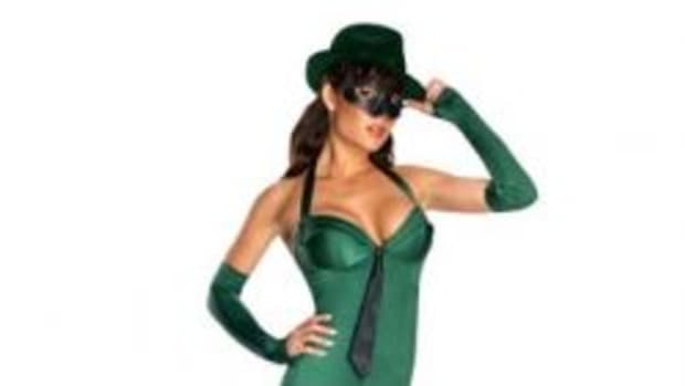 green-halloween-costumes