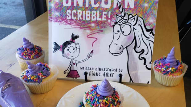 never-let-a-unicorn-scribble-book-discussion-and-sprinkle-cupcake-recipe