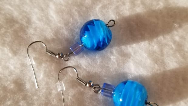 how-to-make-simple-light-blue-and-aqua-marble-earrings