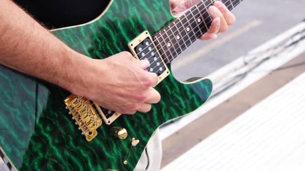 benefits-of-learning-to-play-electric-guitar