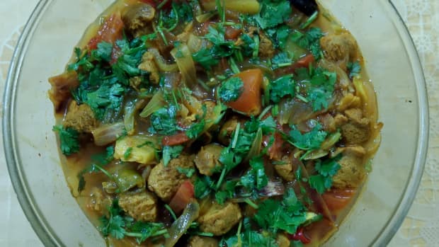 delicious-soya-chunk-curry-indian-style