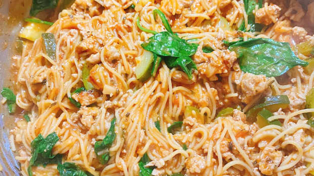 one-pot-spaghetti-with-ground-turkey-and-veggies
