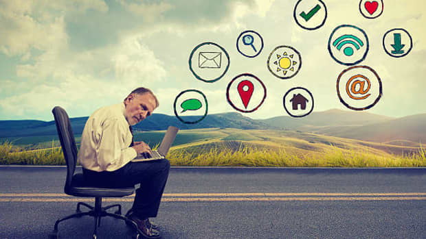 what-makes-the-internet-addictive-for-users