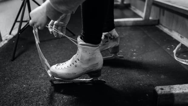 i-want-to-ice-skate-with-you-a-poem-about-love