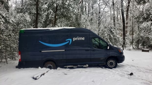 silly-me-i-backed-my-amazon-van-into-a-ditch-and-got-stuck