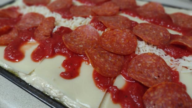 ny-style-pepperoni-grandma-pizza