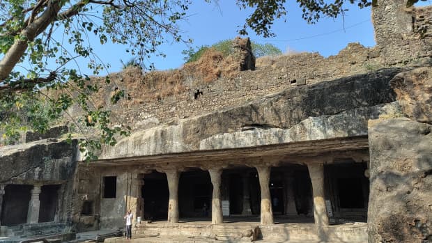 mandapeshwar-caves-one-of-the-rock-cut-caves-of-mumbai