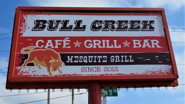 bull-creek-cafe-and-grill-homestyle-meals-in-rosenberg-tx