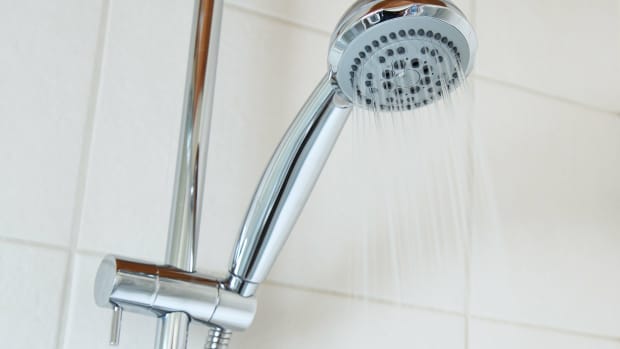 changing-your-hand-held-shower-head-to-a-low-flow-shower-head