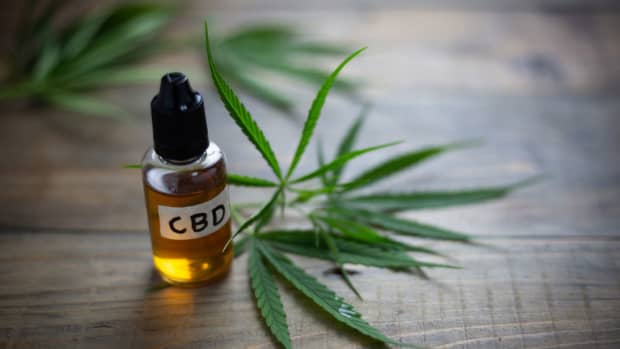 what-is-cbd-oil-benefits-side-effects-and-more