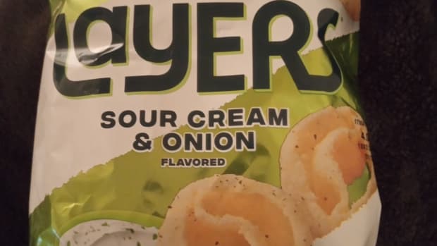 a-review-of-lays-layers-sour-cream-and-onion-snacks