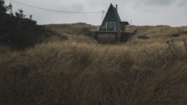 abandoned-farm-houses-a-poem