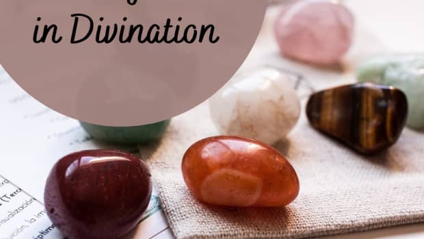3-methods-of-divination-using-crystals