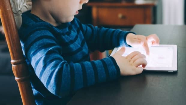 harmful-effects-of-excess-screen-time-for-kids