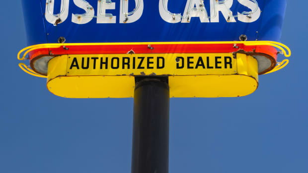 tips-when-buying-a-used-car-from-a-dealer
