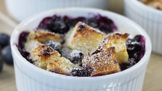 grandmother-knights-blueberry-bread-pudding-recipe