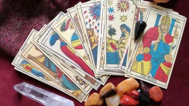pendulum-reading-for-all-signs