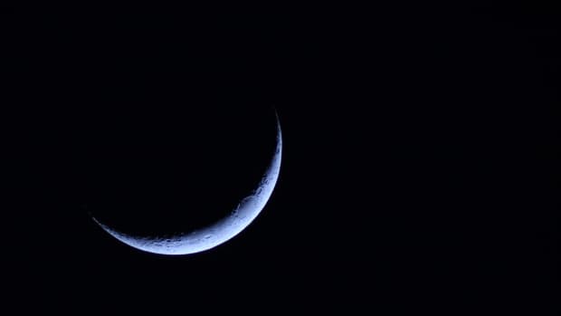 cheap-easy-ways-to-celebrate-the-dark-new-moon