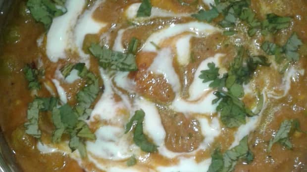 matar-paneer-a-delicious-vegetarian-north-indian-dish