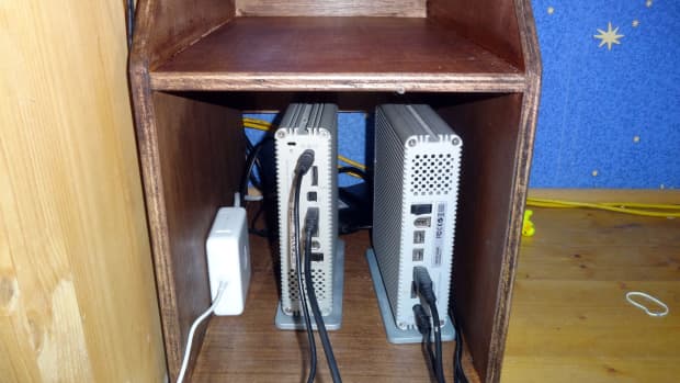 how-to-make-a-wooden-housing-for-external-hdds-with-filing-tray-on-top