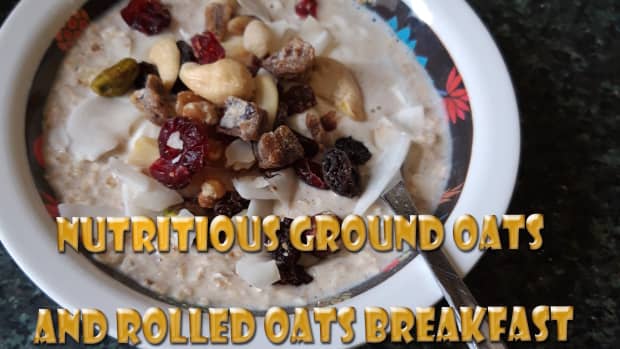 nutritious-ground-oats-and-rolled-oats-breakfast