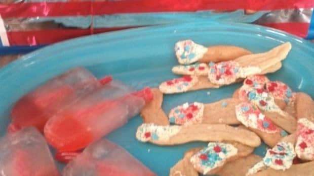 4th-of-july-firecracker-popsicles-and-sparker-cookies