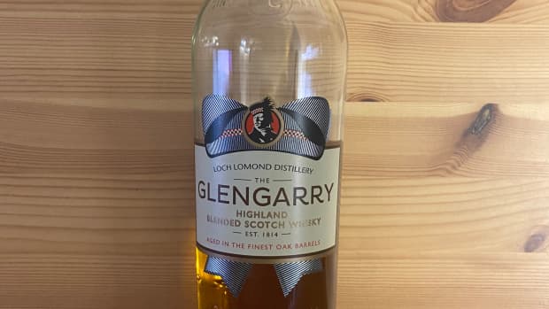 strict-budget-whiskey-the-glengarry-highland-blended-scotch-whisky