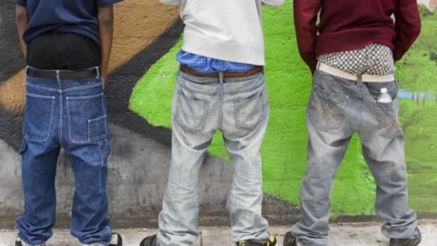 sagging-pants-trend-came-from-sexual-abuse-of-black-men-during-slavery
