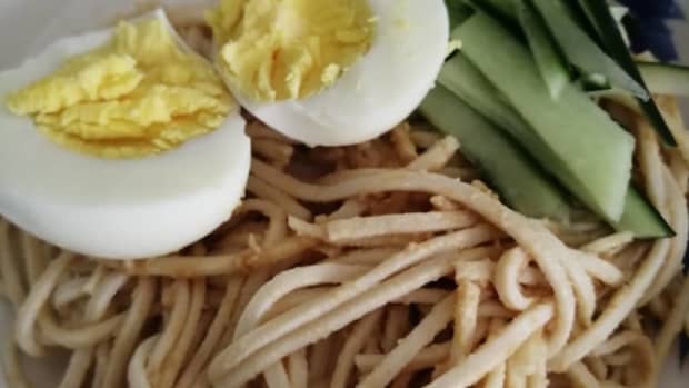 simple-savory-and-refreshing-peanut-butter-cold-noodles