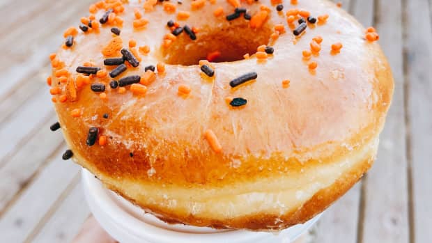 celebration-ideas-and-fun-facts-for-national-donut-day