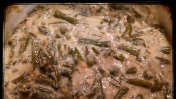 classic-green-bean-casserole-with-cheese