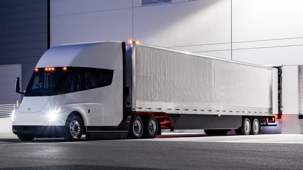 tesla-semi-truck-the-future-of-freight-transportation