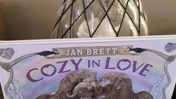 jan-bretts-loveable-character-cozy-the-musk-ox-is-back-in-new-picture-book-and-helping-friends-with-his-strength