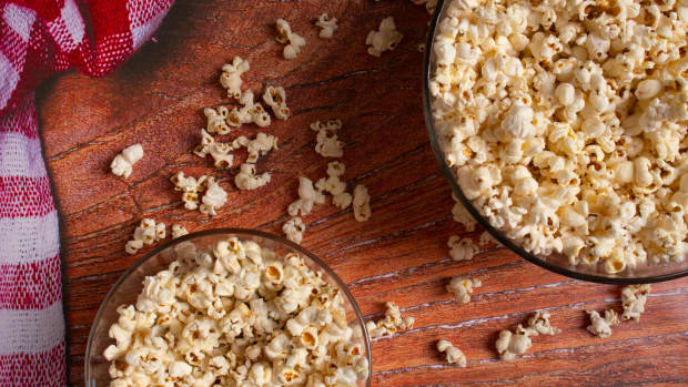 Grandma's Recipe for Quick Popcorn Balls - Delishably