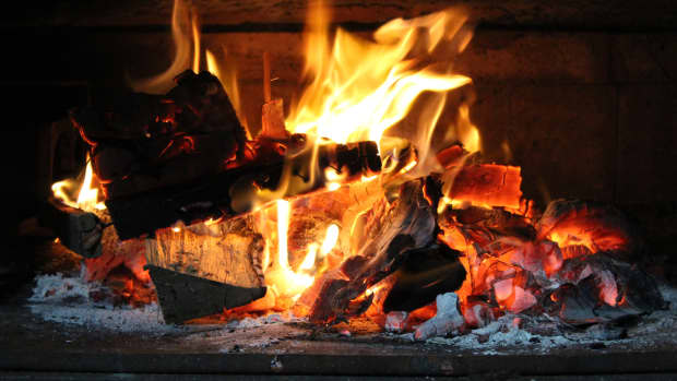 How to Protect Your Fireplace Mantel From Heat - Dengarden