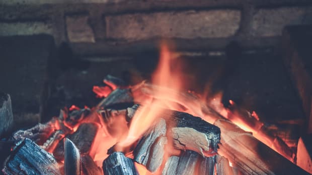 How to Protect Your Fireplace Mantel From Heat - Dengarden