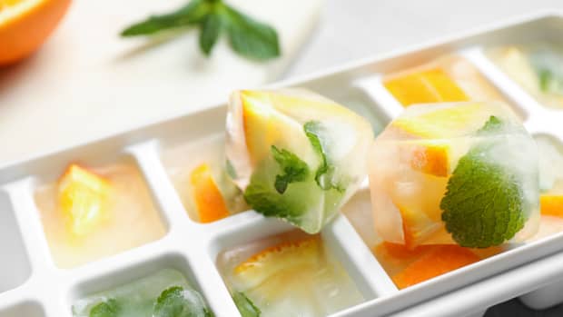 6 Sun-sational Ice Cube Hacks