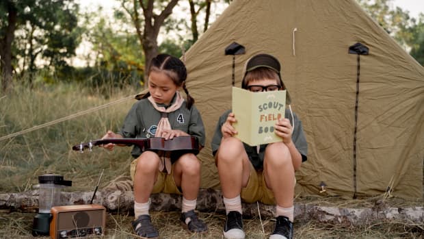 What Is the Correct Placement for Girl Scout Badges & Patches? - WeHaveKids