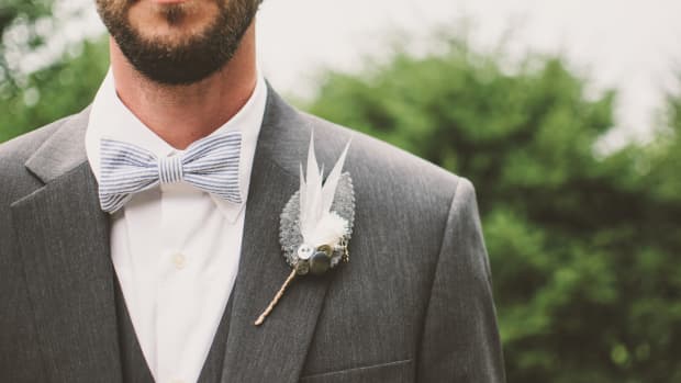 5-inordinate-groom-outfit-ideas-for-a-summer-wedding