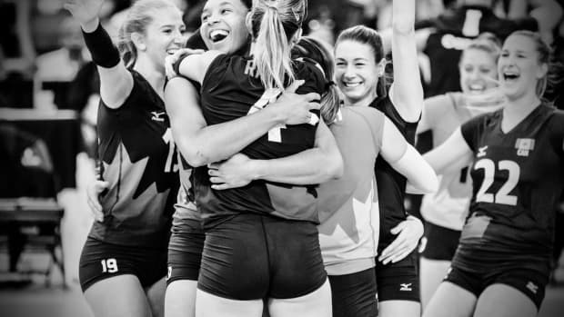 Why do women's volleyball teams have to wear such short, tight shorts while  men's teams just wear regular athletic shorts? I love playing, but the  uniform makes me uncomfortable. - Quora