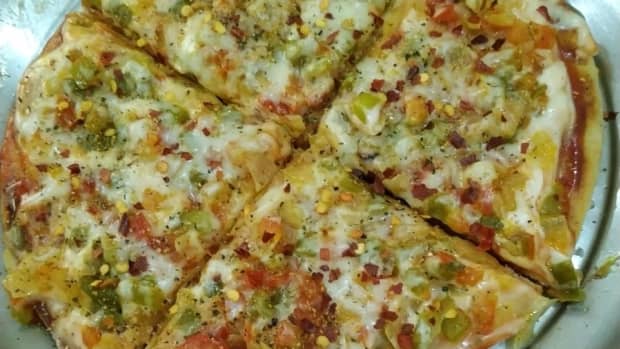 simple-and-mouth-watering-recipe-of-pizzaan-indian-housewife