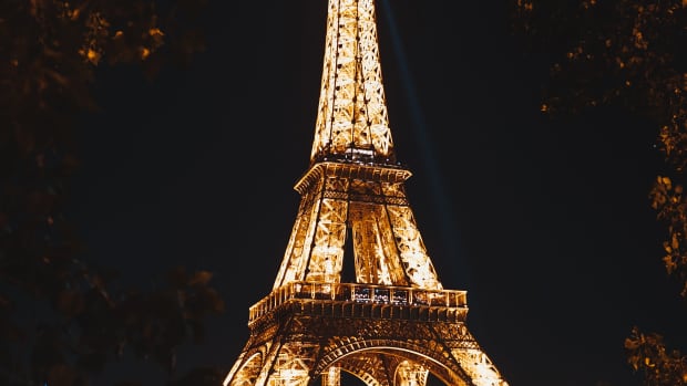 the-eiffel-tower-fun-facts-and-fantastic-virtual-tour